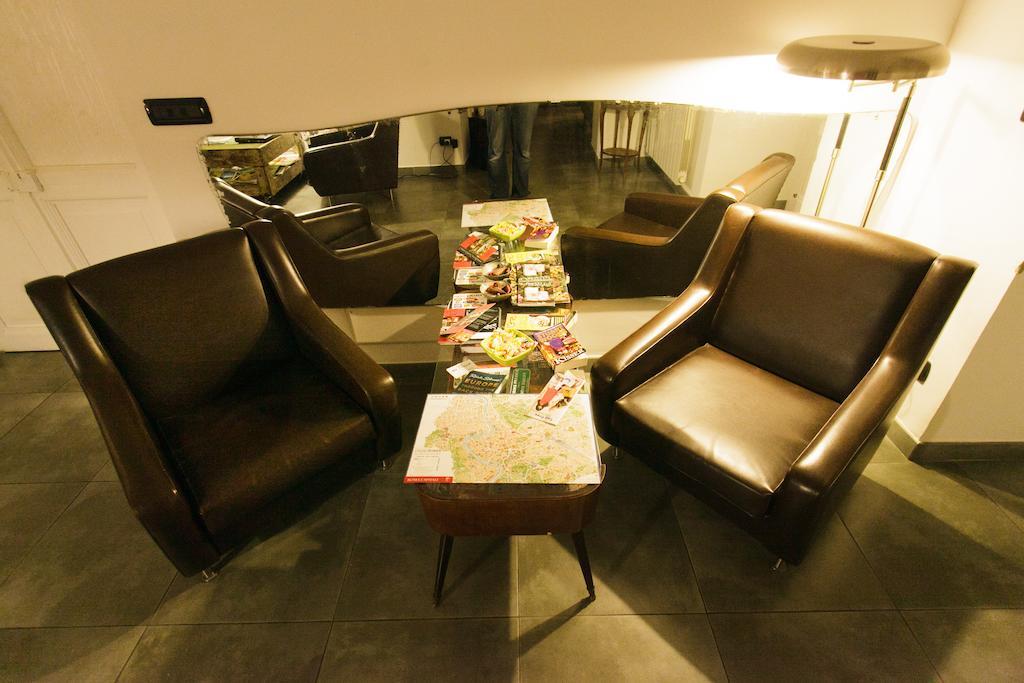 Mr Frills Hotel Roma Ngoại thất bức ảnh